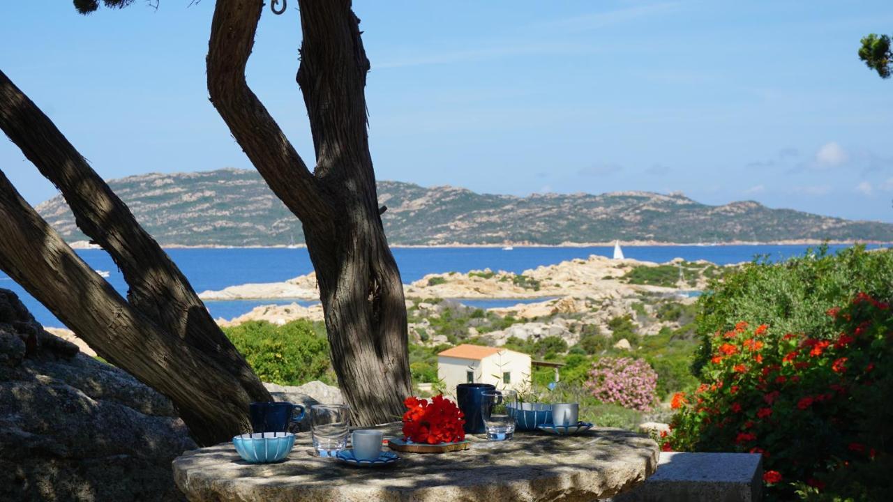 La Maddalena Exclusive Villas Exterior photo